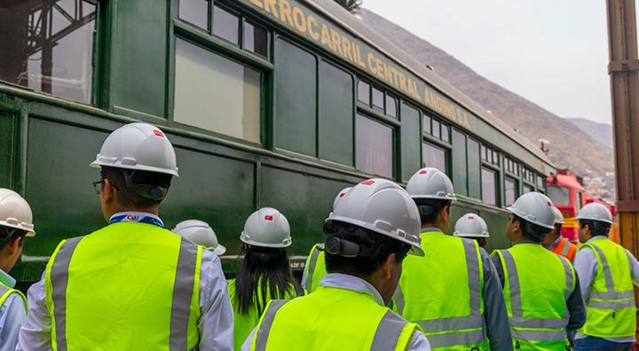 Más de 2000 futuros profesionales postulan al CEU 2026 del Ositrán