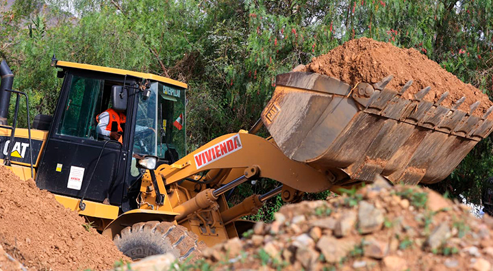 Inspeccionan trabajos de descolmatación en Huánuco para proteger a más de 400 vecinos