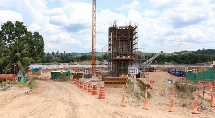 Puente Tarata alcanza casi 50 % de avance y proyecta mejorar la conectividad de más de 32 mil habitantes en San Martín