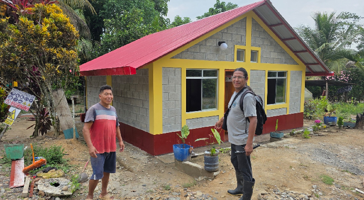 Junín: Ministerio de Vivienda construyó 578 viviendas Wasiymi con materiales trasladados por vía fluvial hasta Río Tambo