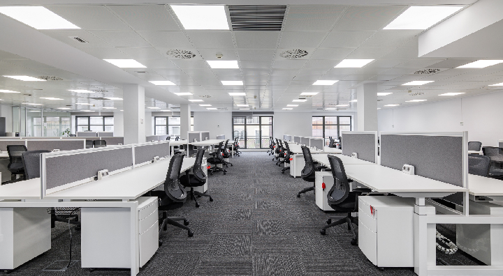 Mercado de oficinas Clase B consolida recuperación y reduce vacancia en 2025