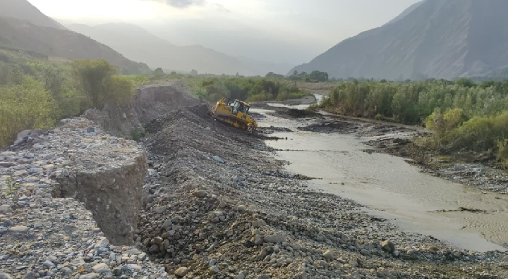 Cajamarca: refuerzan trabajos con maquinaria pesada en zonas críticas para evitar inundaciones por lluvias