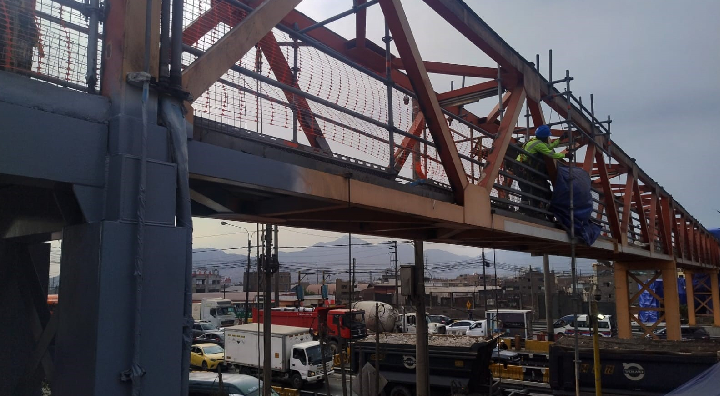 Lima Expresa optimiza puentes peatonales para hacer más seguros los viajes diarios en la ciudad