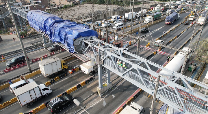 Lima Expresa optimiza puentes peatonales para hacer más seguros los viajes diarios en la ciudad