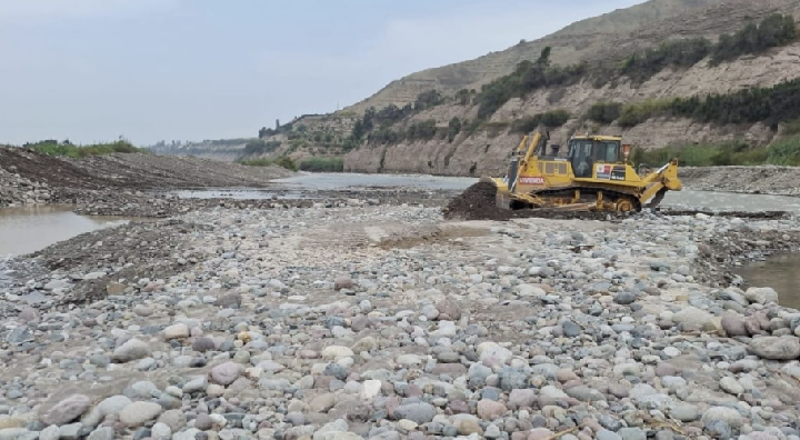 Realizan trabajos en 58 puntos críticos de Lima para evitar desbordes e inundaciones
