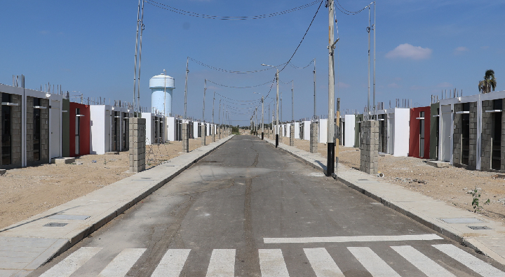 Lambayeque: más de 770 familias de Ferreñafe recibieron las llaves de sus nuevas viviendas